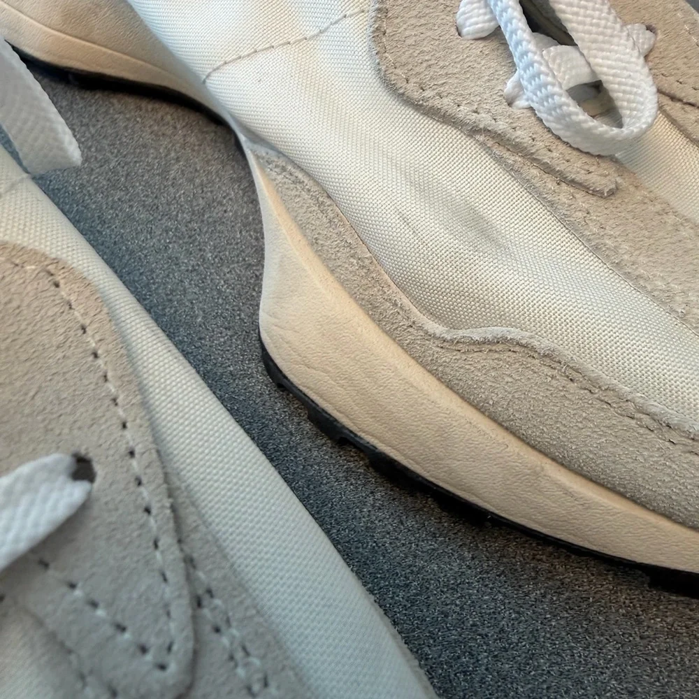 New Balance White and Black Sneakers - Picture 4 of 5